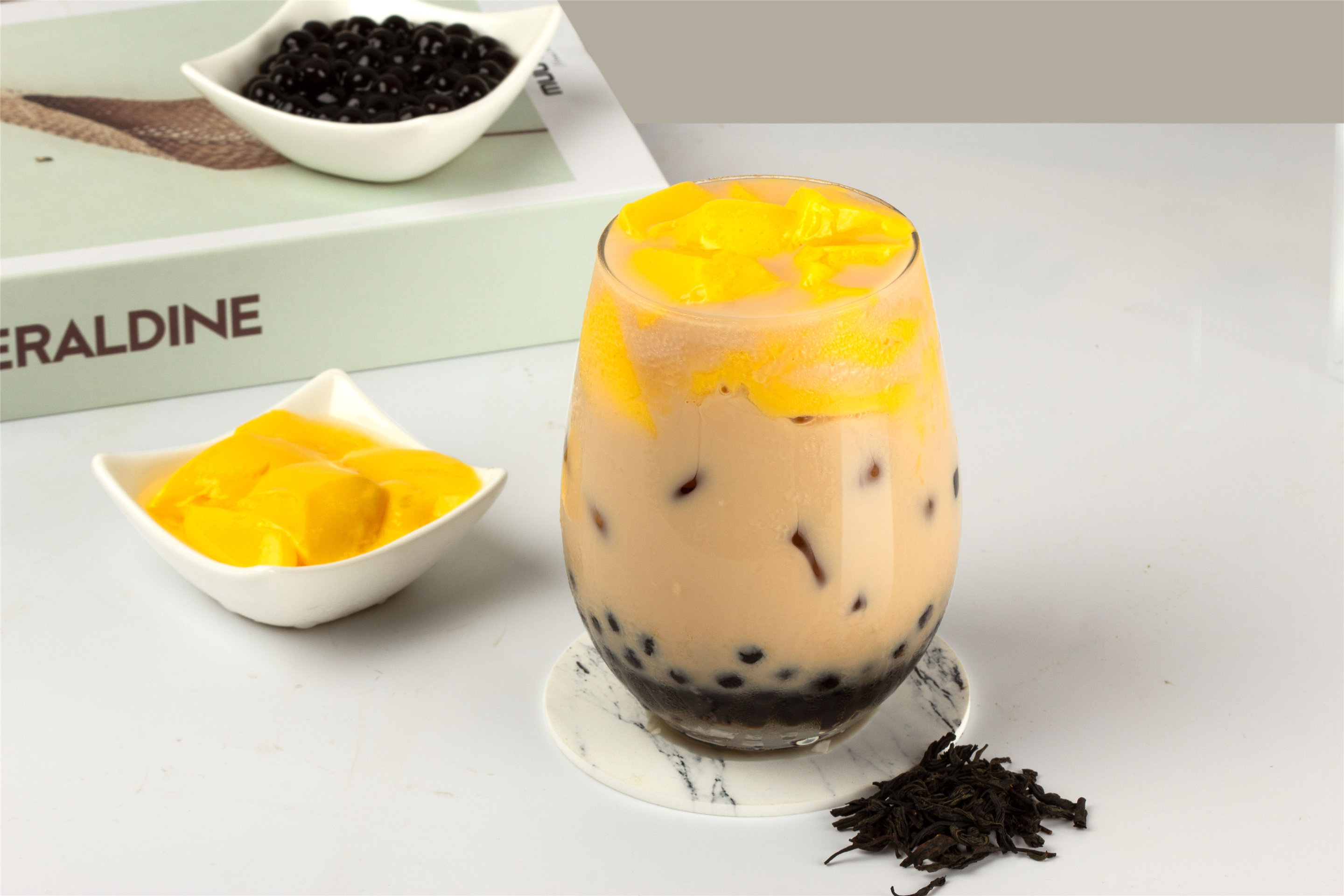 What is in boba tea kit?